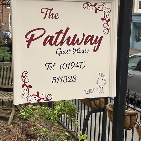 The Pathway Guesthouse Whitby Esterno foto