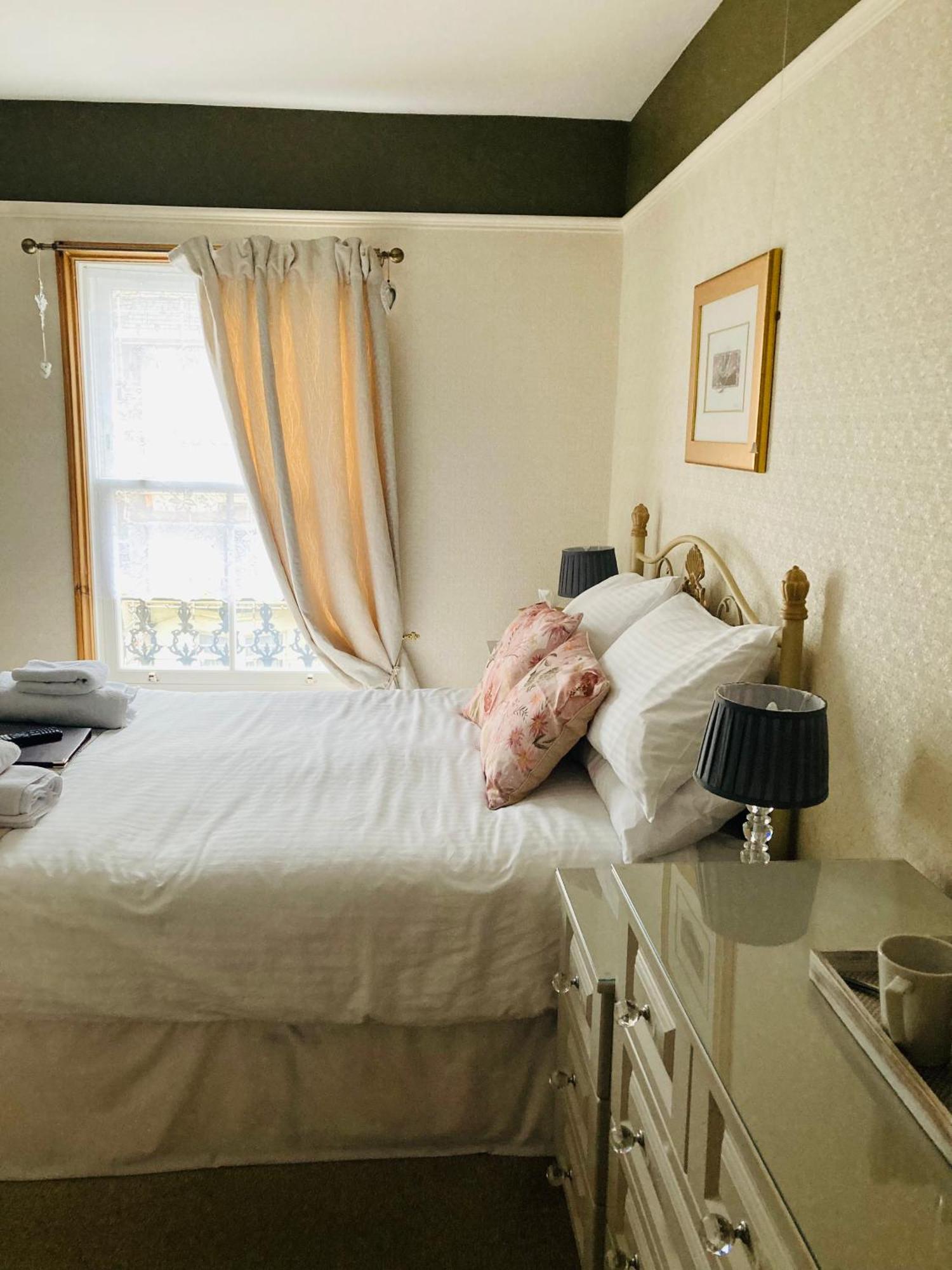 The Pathway Guesthouse Whitby Esterno foto